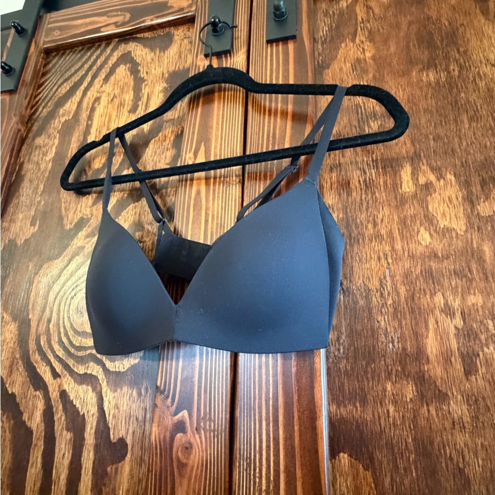 Lululemon take shape bra - Picture 2 of 8
